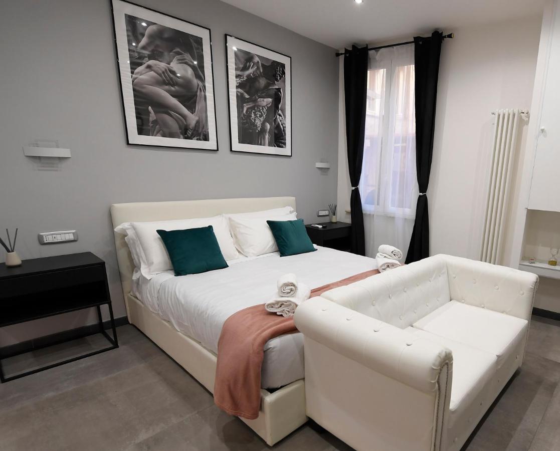 Easy Holidays - Suite Colosseo Apartment Rom